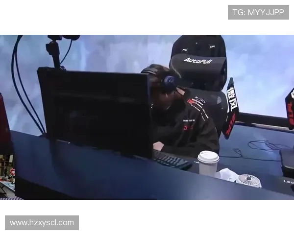 JDG战队鏖战WBG强强对决 电竞赛场再度掀起热潮