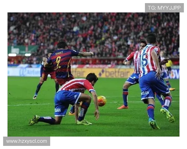 皇马与巴萨激战再度上演 西班牙足球经典对决引爆全场激情